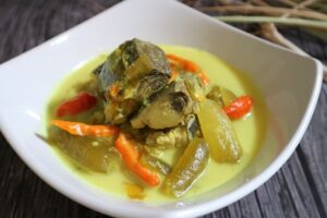 Gulai ikan belimbing