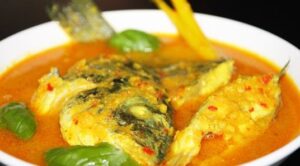 Ikan masak bumbu kuning