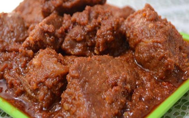 Resep Masakan Suzanne, Membuat Rendang Sapi